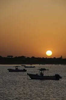 Images Dated 3rd January 2009: Sunrise at Saly, Senegal, West Africa, Africa