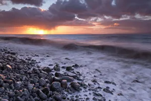 Glamorgan Prints: Sunrise over the sea at Llantwit Major in winter, Glamorgan, Wales, United Kingdom