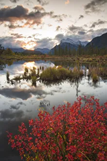 Rocky Mountains Prints: Sunrise at Vermillion Lakes with Mount Rundle in autumn, Banff National Park, UNESCO