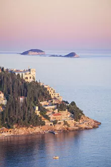 Dubrovnik Gallery: Sunset on the Dalmatian Coast with Otok Bobara and Mrkan islands, Dubrovnik Riviera