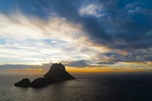 Images Dated 6th December 2010: Sunset, Es Vedra and Vedranell, Ibiza, Balearic Islands, Spain, Mediterranean, Europe
