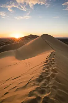 Mongolian Prints: Sunset on Khongor sand dunes in Gobi Gurvan Saikhan National Park, Sevrei district