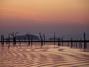 Rippled Gallery: Sunset over Lake Kariba, the worlds largest man-made lake and reservoir by volume