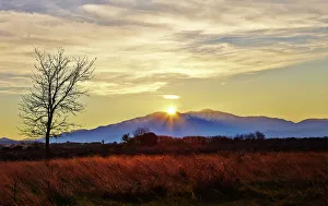 Sunset over Mount Canigou, Languedoc-Roussillon, Pyrenees Orientale, France, Europe