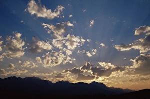 Sun Beam Prints: Sunset from Storm Mountain Overlook, Banff National Park, UNESCO World Heritage Site