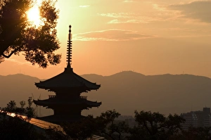 Hill Range Prints: Sunset, Yasaka no to pagoda