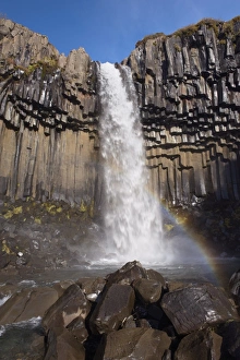 Images Dated 27th September 2008: Svartifoss (Black Falls) waterfall, with overhanging black basalt columns