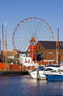 Images Dated 28th December 2008: Swansea Marina docks, Wales, United Kingdom, Europe