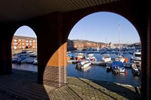 Images Dated 28th December 2008: Swansea Marina docks, Wales, United Kingdom, Europe