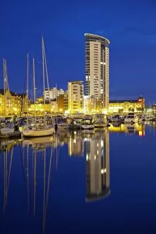 Images Dated 26th July 2010: Swansea Marina, Swansea, West Glamorgan, South Wales, Wales, United Kingdom, Europe