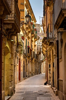 Syracuse Prints: Syracuse Street, Syracuse, Sicily, Italy, Europe
