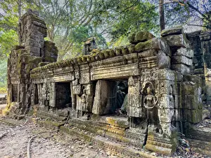 World Heritage Prints: Ta Prohm Temple, a Mahayana Buddhist monastery built in the late 12th century for Khmer king Jayavarman VII
