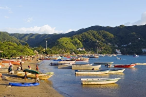 Images Dated 31st December 2010: Taganga, Caribbean Coast, Colombia, South America
