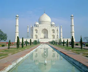 Images Dated 1st August 2008: The Taj Mahal