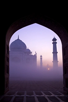 Taj Mahal Prints: Taj Mahal at sunrise, UNESCO World Heritage Site, Agra, Uttar Pradesh, India, Asia