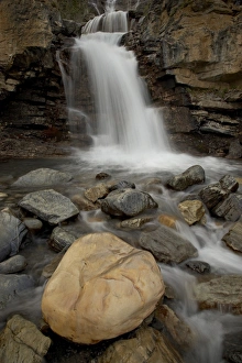 Images Dated 29th June 2009: Tangle Falls detail, Jasper National Park, UNESCO World Heritage Site, Alberta