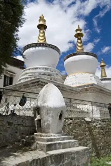 Tashilumpo Monastery, the residence of the Chinese appointed Panchat Lama