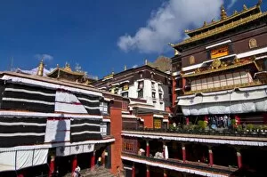 Images Dated 7th August 2010: Tashilumpo monastery, Shigatse, Tibet Autonomous Region, China, Asia