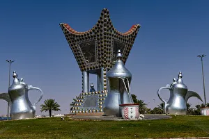 Public Park Prints: Tea pots on a roundabout, Hail, Kingdom of Saudi Arabia, Middle East