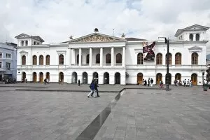 Images Dated 9th April 2010: The Teatro Nacional Sucre, Historic Center, Quito, Ecuador, South America