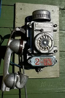 Images Dated 28th January 2000: Telephone, Barentsburg