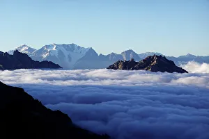 Aconcagua Prints: Temperature inversion on Aconcagua