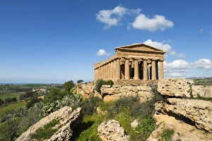 Images Dated 9th March 2008: Tempio di Concordia (Concord), Valle dei Templi, UNESCO World Heritage Site