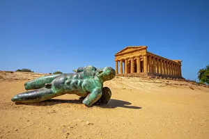 Ancient Rome Prints: Temple of Concordia, fallen statue of Icarus
