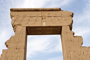 Images Dated 10th February 2009: Temple of Dendara, Egypt, North Africa, Africa