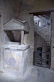 Images Dated 25th April 2010: Temple to Domestic Gods in the entrance vestibule of House of the Menander
