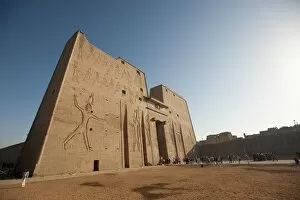 Images Dated 8th February 2009: Temple of Edfu, Egypt, North Africa, Africa