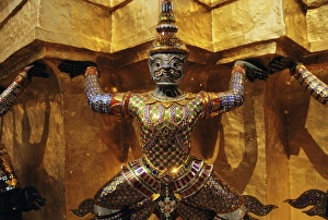 Disguise Prints: Temple figure