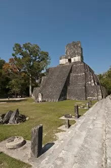 Images Dated 2nd April 2009: Temple II and Grand Plaza, Mayan archaeological site, Tikal, UNESCO World Heritage Site