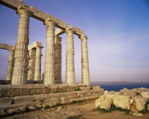 Athen Prints: Temple of Poseidon and the Mediterranean sea beyond