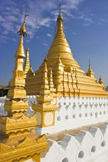 Temple, Sagaing Hill, Sagaing, Mandalay, Myanmar (Burma), Asia