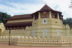 Dalada Maligawa Prints: Temple of the Tooth