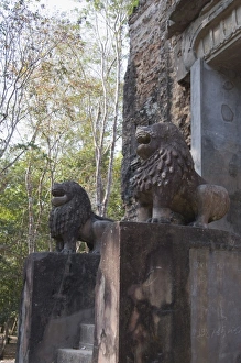 Images Dated 14th January 2008: Temples in the ancient pre Angkor capital of Chenla, Cambodia, Indochina