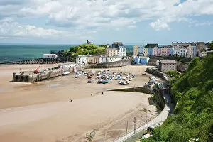 Images Dated 26th May 2009: Tenby Harbour, Tenby, Pembrokeshire, Wales, United Kingdom, Europe