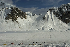 Images Dated 14th June 2009: Tents and climbers at base camp facing Lisas Gap, Denali National Park