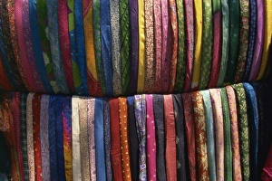 Maharashtra Prints: Textiles on street stall, Pune, Maharashtra state, India, Asia