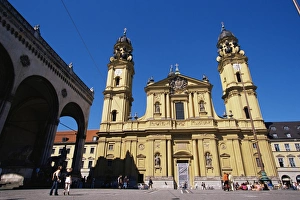 Theatiner church