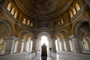 Tamil Nadu Prints: Thirumalai Naicker Mahal, Madurai, Tamil Nadu, India