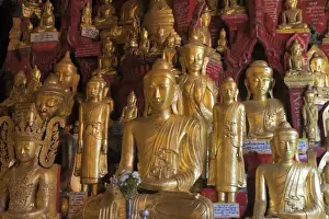 Some of the eight thousand Buddha images inside the caves, Pindaya caves