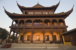 Images Dated 19th November 2008: Tianning Temple, Changzhou, Jiangsu, China