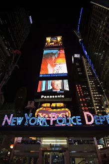 Images Dated 3rd January 2000: Times Square