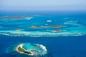 Saint Vincent And The Grenadines Prints: Tobago Cays and Mayreau Island, St. Vincent and The Grenadines, Windward Islands
