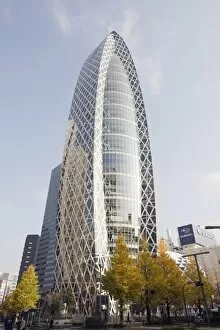 Images Dated 10th December 2009: Tokyo Mode Gakuen Cocoon Tower, Design School building, Shinjuku, Tokyo, Japan, Asia