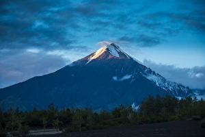 Tolbachik volcano at sunset, Kamchatka, Russia, Eurasia