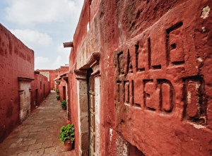 Arequipa Prints: Toledo Street, Santa Catalina Monastery, UNESCO World Heritage Site, Arequipa, Peru