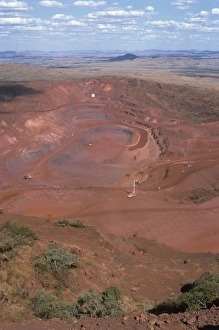 Images Dated 30th November 2007: Tom Price Iron Ore Mines, Western Australia, Australia, Pacific